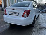 Chevrolet Aveo 2014 года за 3 800 000 тг. в Актобе – фото 4