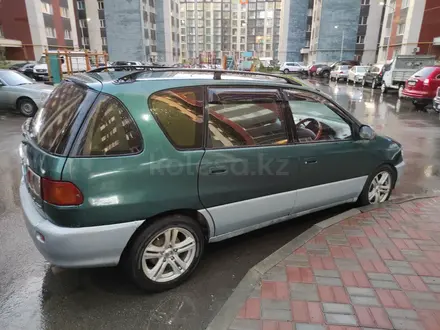 Toyota Ipsum 1997 года за 3 200 000 тг. в Алматы – фото 3