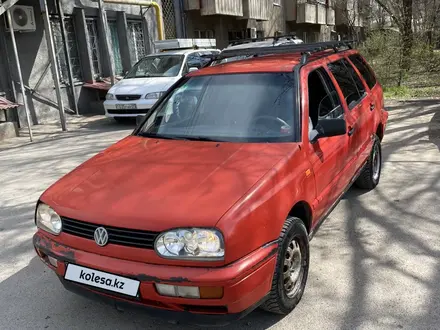 Volkswagen Golf 1997 года за 900 000 тг. в Алматы