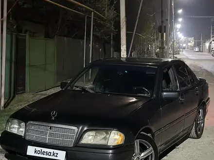 Mercedes-Benz C 280 1995 года за 1 800 000 тг. в Алматы
