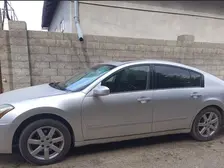 Nissan Maxima, 2004