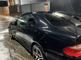 Mercedes-Benz CLK 430 1999 годаүшін3 000 000 тг. в Алматы – фото 5