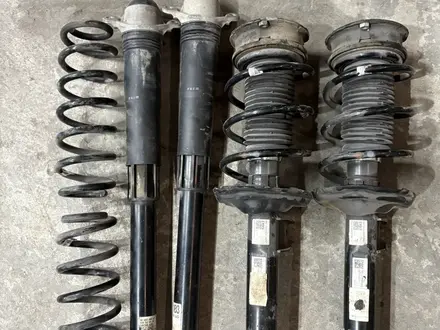 Комплект подвески, амортизаторов Vw Audi Skoda за 120 000 тг. в Алматы