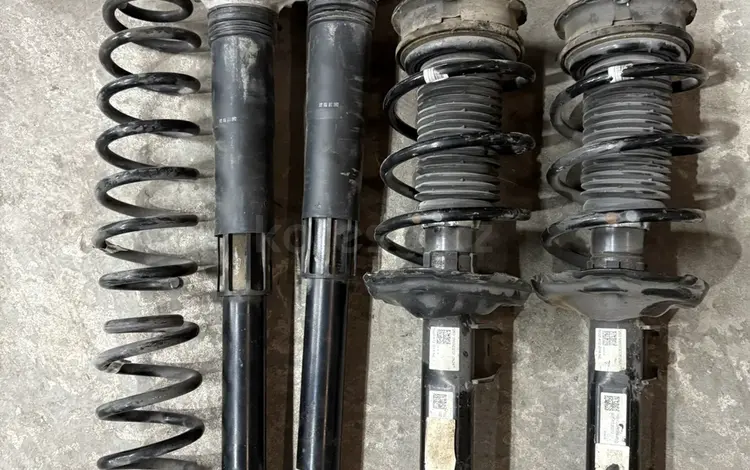 Комплект подвески, амортизаторов Vw Audi Skoda за 120 000 тг. в Алматы