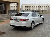 Toyota Camry 2023 года за 16 500 000 тг. в Туркестан – фото 5