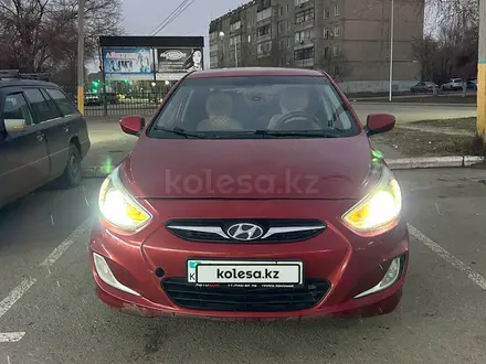 Hyundai Accent 2013 года за 3 000 000 тг. в Астана – фото 2