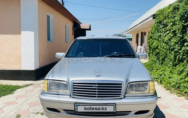 Mercedes-Benz C 220 1994 года за 1 900 000 тг. в Алматы