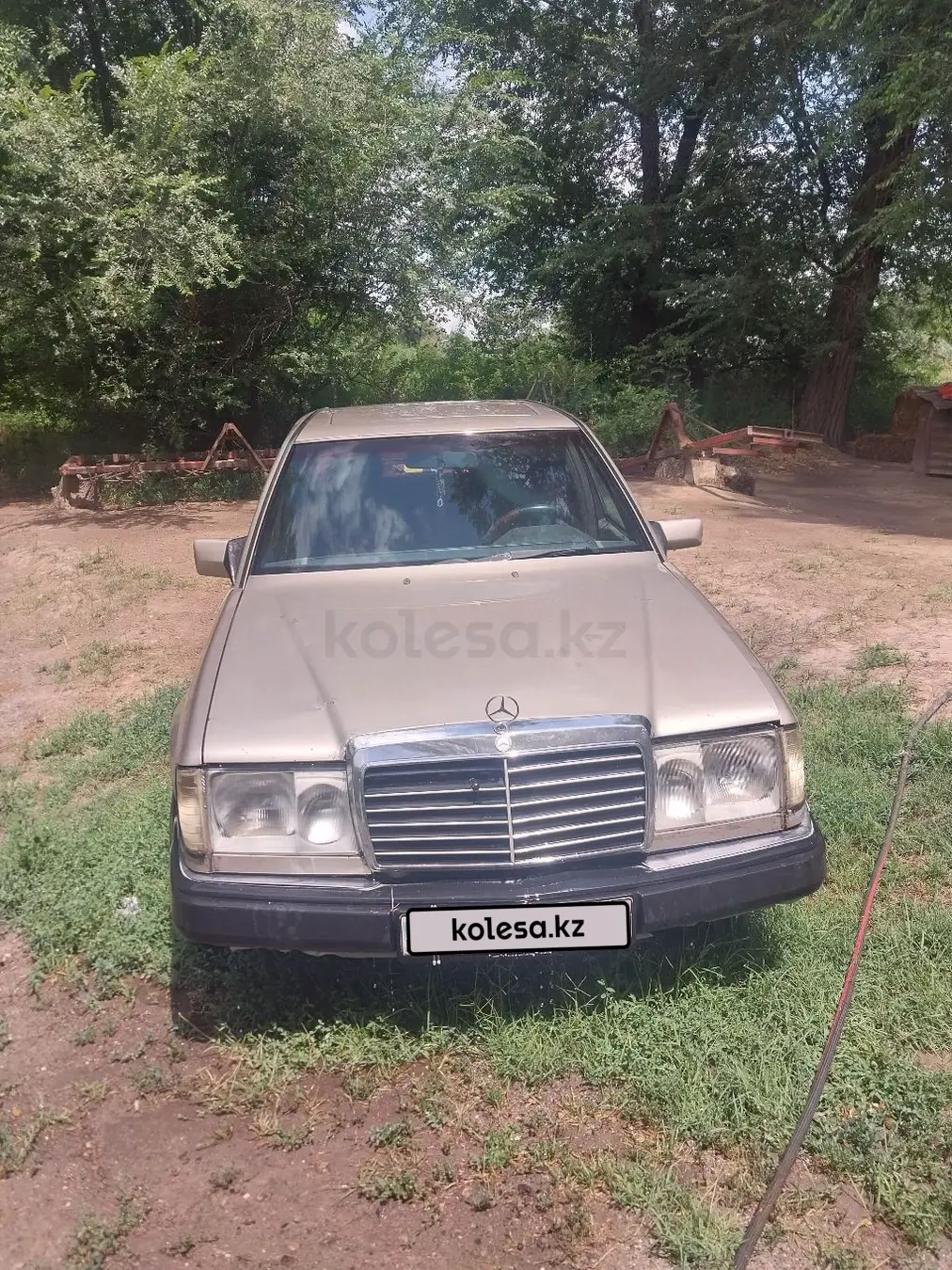 Mercedes-Benz E-Class, 1979
