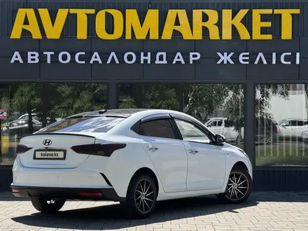 Hyundai Accent 2020 года за 7 000 000 тг. в Уральск – фото 3