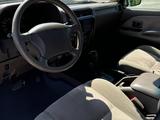 Toyota Land Cruiser Prado 2001 года за 7 500 000 тг. в Караганда – фото 2