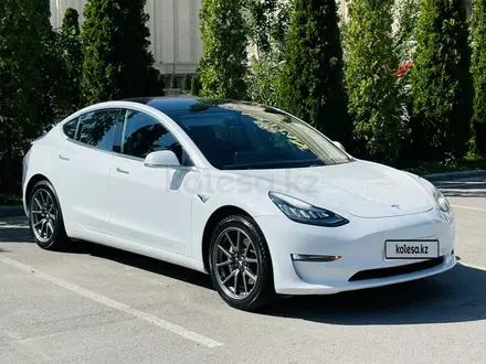 Tesla Model 3 2018 года за 8 600 000 тг. в Алматы