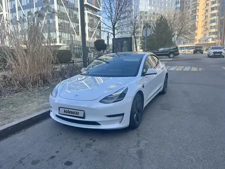 Tesla Model 3 2021 года за 9 500 000 тг. в Алматы