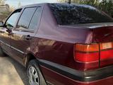 Volkswagen Jetta 1993 года за 600 000 тг. в Атырау – фото 3