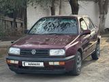 Volkswagen Jetta 1993 года за 600 000 тг. в Атырау – фото 2