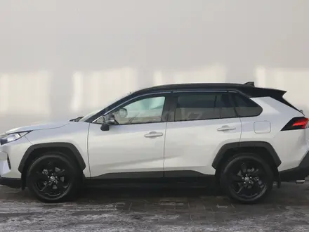 Toyota RAV4 2021 года за 16 990 000 тг. в Астана – фото 2