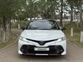 Toyota Camry 2020 года за 13 200 000 тг. в Астана – фото 7