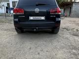 Volkswagen Touareg 2005 годаfor5 500 000 тг. в Алматы – фото 4