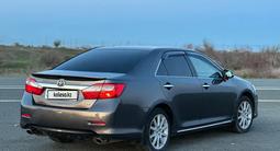 Toyota Camry 2012 года за 9 500 000 тг. в Актобе – фото 4