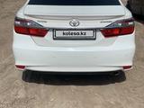 Toyota Camry 2016 года за 9 800 000 тг. в Уральск – фото 4