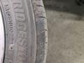 Комплект шин Bridgestone 225 50 R17 за 150 000 тг. в Алматы – фото 2