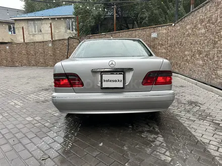 Mercedes-Benz E 430 2002 года за 5 850 000 тг. в Алматы – фото 10