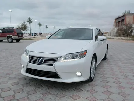 Lexus ES 300h 2014 года за 9 300 000 тг. в Жанаозен