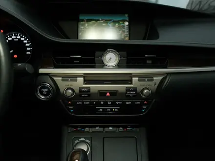 Lexus ES 300h 2014 года за 9 300 000 тг. в Жанаозен – фото 16