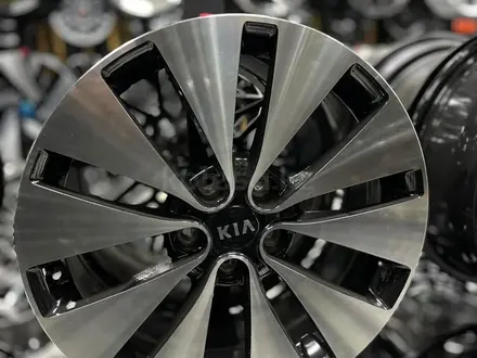 Комплект диск R18 5x114.3 Hyundai Kia за 230 000 тг. в Алматы – фото 14