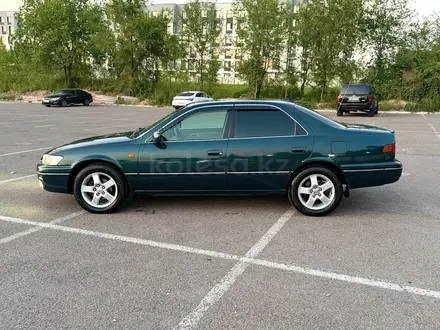Toyota Camry 1998 года за 3 900 000 тг. в Алматы – фото 6