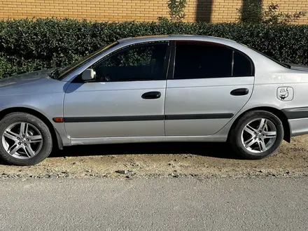 Toyota Avensis 1998 года за 2 350 000 тг. в Атырау – фото 3