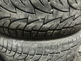 Шины Roadx 265/40 R22 с шипами стояли на Зикреүшін160 000 тг. в Караганда – фото 2