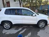 Volkswagen Tiguan 2011 года за 4 500 000 тг. в Шымкент