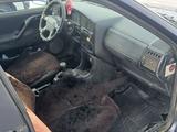 Volkswagen Passat 1996 года за 1 500 000 тг. в Актобе – фото 2