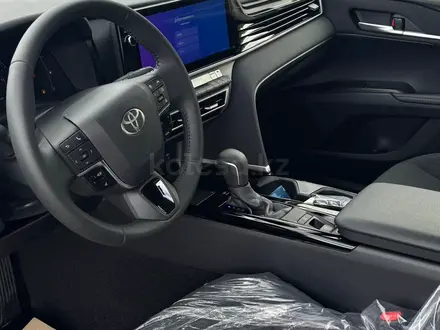 Toyota Camry Elegance 2026 года за 16 690 000 тг. в Актобе – фото 12
