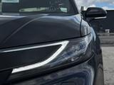 Toyota Camry Elegance 2026 года за 16 690 000 тг. в Актобе – фото 4