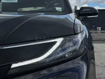 Toyota Camry Elegance 2026 года за 16 690 000 тг. в Актобе – фото 4