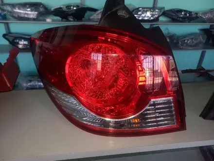 Chevrolet Cruze задние фонари хэтчбек б/у оригинал за 100 000 тг. в Алматы