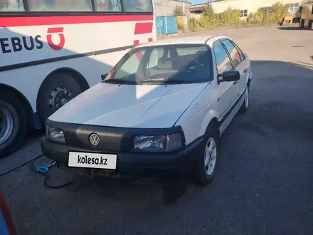 Volkswagen Passat 1990 года за 500 000 тг. в Караганда – фото 2