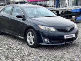 Toyota Camry 2013 года за 5 300 000 тг. в Уральск – фото 3