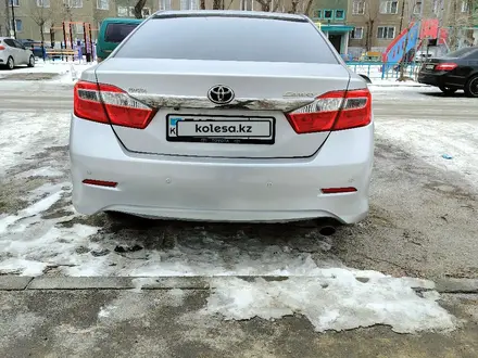 Toyota Camry 2013 года за 9 500 000 тг. в Павлодар – фото 2