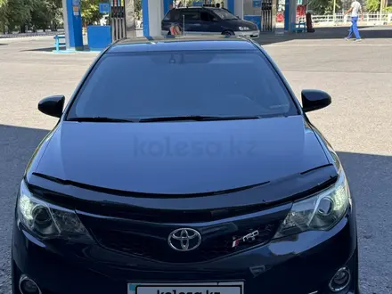 Toyota Camry 2013 года за 7 400 000 тг. в Шымкент