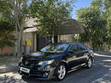 Toyota Camry 2013 года за 7 400 000 тг. в Шымкент – фото 2