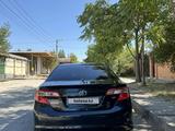 Toyota Camry 2013 года за 7 400 000 тг. в Шымкент – фото 3