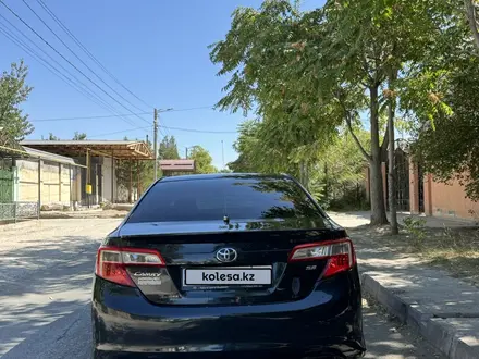 Toyota Camry 2013 года за 7 400 000 тг. в Шымкент – фото 3