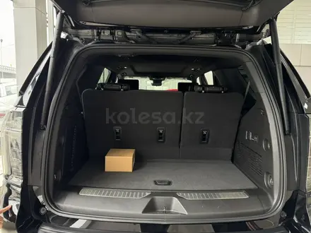 Chevrolet Tahoe 2026 года за 51 990 000 тг. в Алматы – фото 14