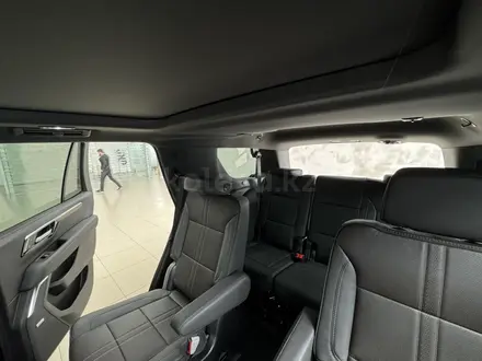 Chevrolet Tahoe 2026 года за 51 990 000 тг. в Алматы – фото 19