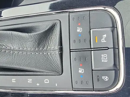 Kia Carnival 2016 года за 11 300 000 тг. в Шымкент – фото 18