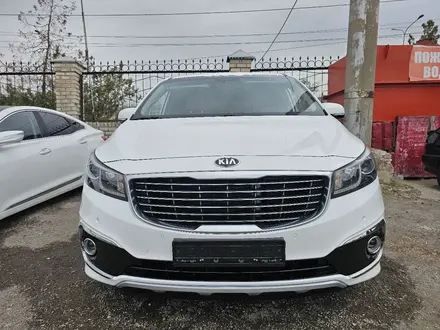 Kia Carnival 2016 года за 11 300 000 тг. в Шымкент