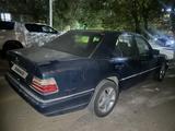 Mercedes-Benz E 280 1994 года за 800 000 тг. в Жезказган – фото 2