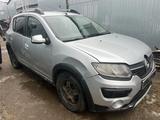 Renault Sandero Stepway 2015 года за 1 200 000 тг. в Уральск – фото 2